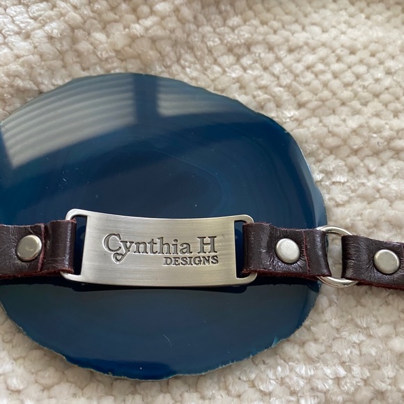 “Live. Laugh. Love.” Leather Bracelet - Picture 3 of 3